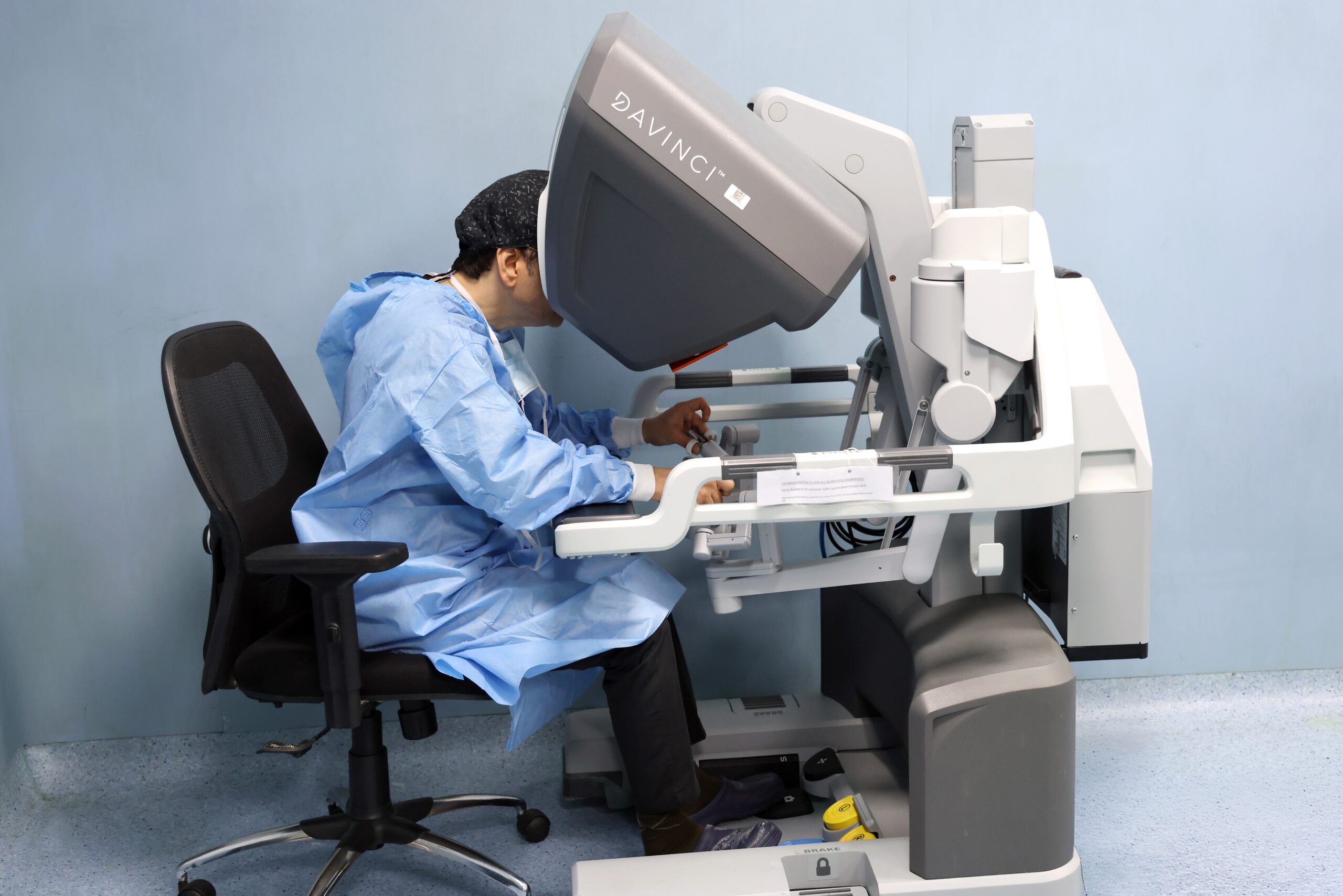 robotic-hernia-surgery-navi-mumbai-d- nitish-jhawar